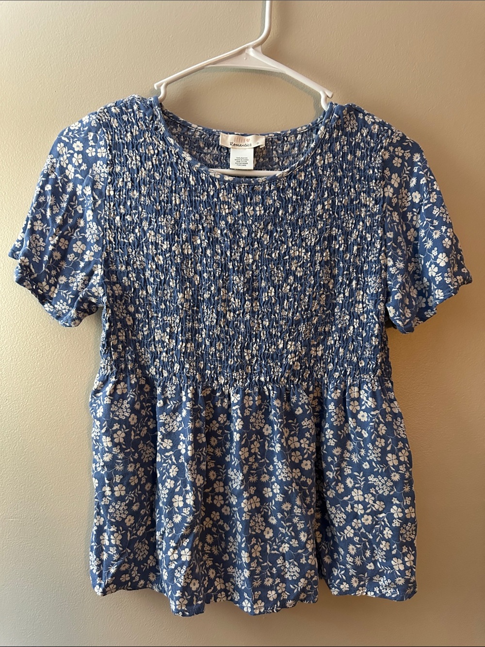 *URBAN ROMANTICS* Blue x White Smocked Floral Peplum Short Sleeve Top Size Small